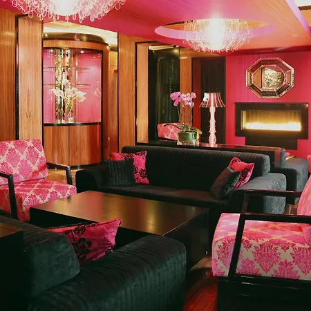 Hotel The Ross