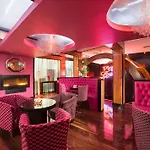 The Ross Hotel 4*