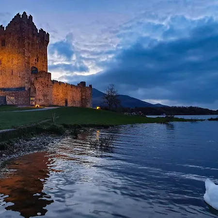 The Ross Hotell Cill Airne