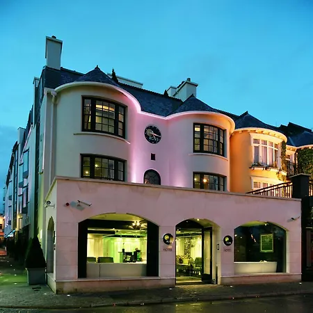 The Ross Hotell Cill Airne